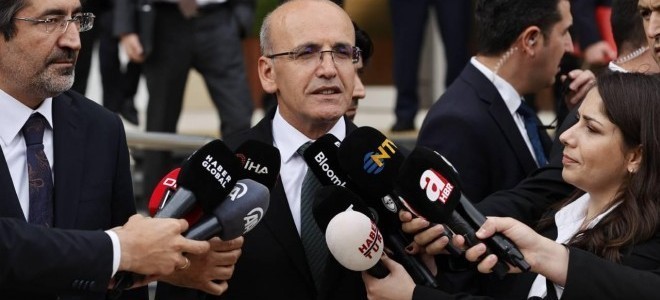 Şimşek: Bizden duymadığınız haberlere itibar etmeyin