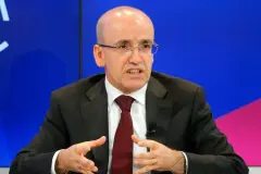 Şimşek ekonomide kararlılık mesajı vererek kalkınma hedeflerini vurguladı
