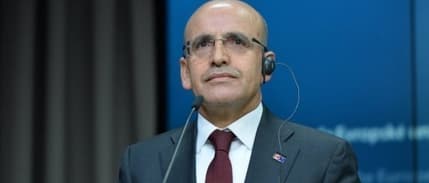 Şimşek, Londra'da dezenflasyon sürecini anlattı: Arz yönlü tedbirlerle desteklenecek
