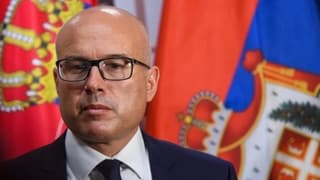 Sırbistan Başbakanı Milos Vucevic istifa etti