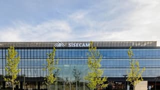 Şişecam'ın 1,1 milyar dolarlık Eurobond ihracına rekor talep