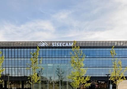 Şişecam'ın 1,1 milyar dolarlık Eurobond ihracına rekor talep