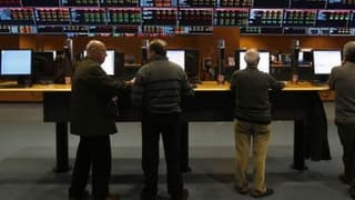 Siyasi belirsizlik sonrası Avrupa'da tahvil faizleri son 8 ayın zirvesine çıktı