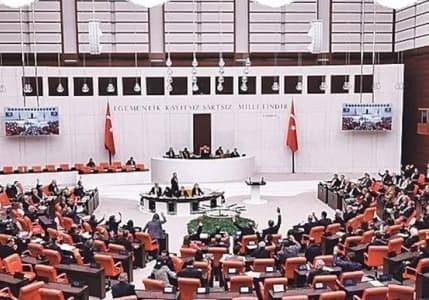 Sokak hayvanlarına yönelik kanun teklifi TBMM'ye sunuldu