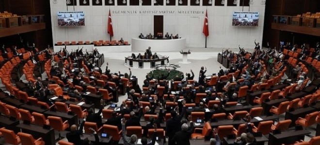 Sözleşmelilere kadro teklifi için komisyon görüşmeleri başladı