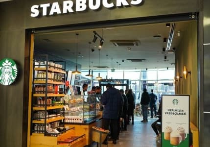 Starbucks'ın küresel satışlarında boykot etkisi