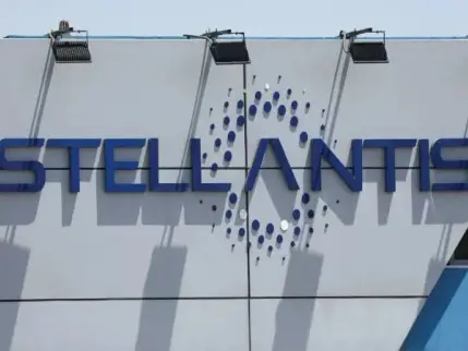 Stellantis 1 milyona yakın aracı geri çağırıyor