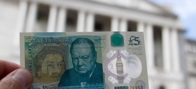 Sterlin Faiz Kararı Öncesi Düşüşte