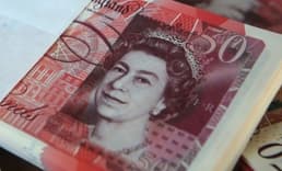 Sterlin Brexit belirsizlikleri etkisiyle 1.27 doların altına geriledi
