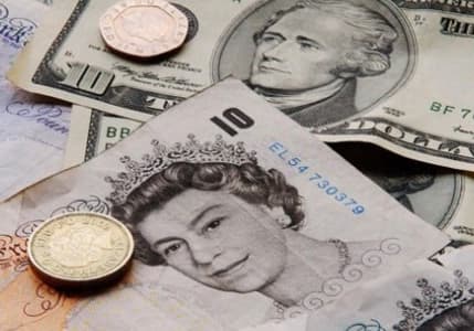 Sterlin Brexit gelişmeleriyle yedi haftanın en yükseğinde