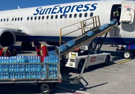 SunExpress, deprem bölgesindeki tüm uçuşlarını ücretsiz yaptı