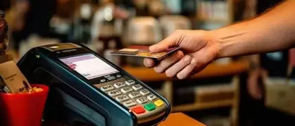 Suriye’de 47 yıl sonra Visa kartıyla ödeme yapıldı