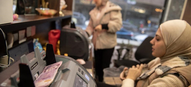 Suriye'de yeni banknotlar tedavüle girdi