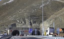 Sürücülerin korkulu rüyası Güzeldere Geçidi artık tünelle aşılıyor