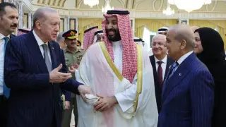 Suudi Arabistan, Türkiye ve Pakistan’ı acil toplantıya çağırdı
