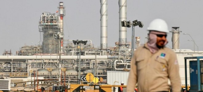 Suudi Aramco, Pakistan'da akaryakıt piyasasına giriyor