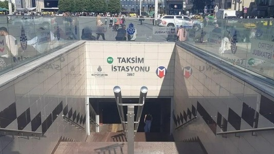 Taksim metro istasyonu ikinci bir duyuruya kadar kapatıldı