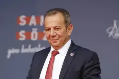 Tanju Özcan ayrımcılık davasından beraat etti