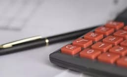 Tasarruf finansman şirketleri "kamu yararını ilgilendiren kuruluşlar" kapsamına alındı