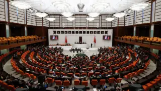 Tasfiye edilecek fonlarda bekleyen talimatlara ilişkin önerge kabul edildi