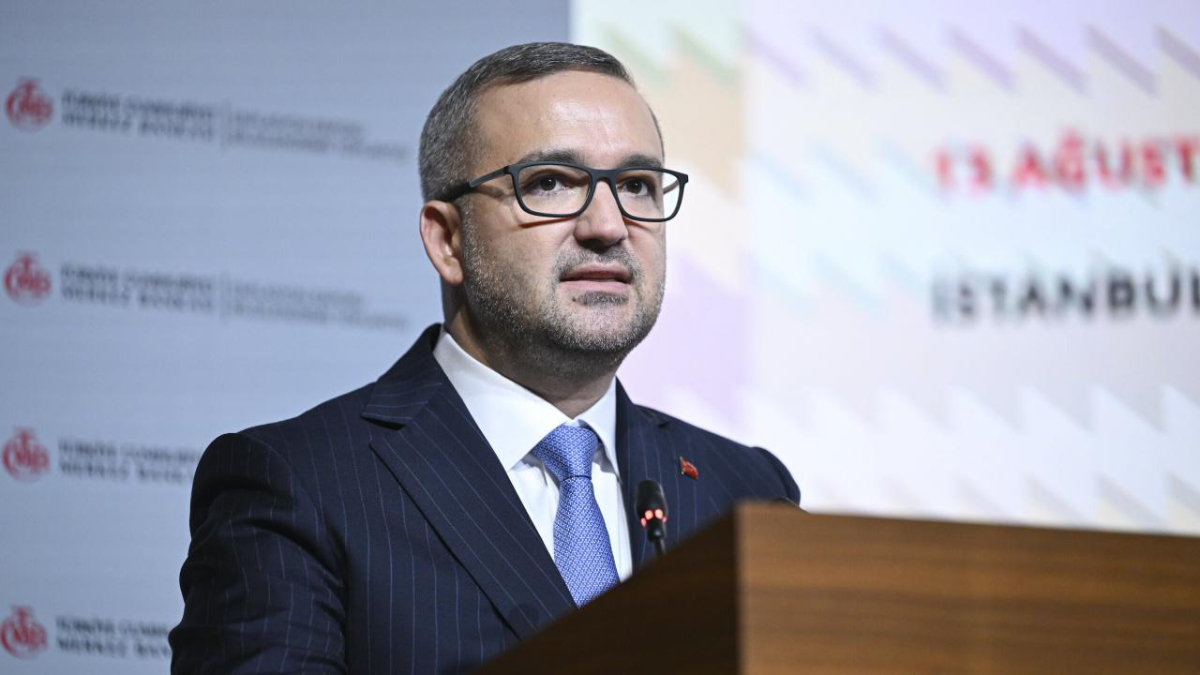 TCMB/Karahan: Zorlu koşullara rağmen dezenflasyon süreci devam ediyor