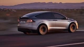 Tesla, ABD'de yaklaşık 13 bin aracını geri çağırıyor