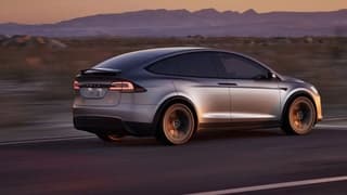 Tesla, ABD ve Kanada’da Model X fiyatlarını yükseltti