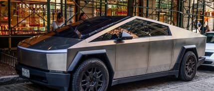 Tesla, Cybertruck'ları altıncı kez geri çağırdı