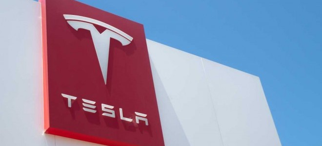 Tesla'dan ikinci çeyrekte 1,1 milyar dolarlık rekor kar 