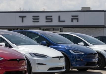Tesla'nın geliri üçüncü çeyrekte arttı
