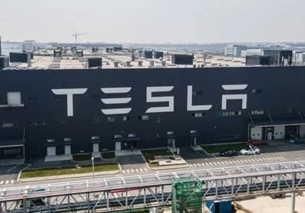 Tesla, Şanghay fabrikasında üretimi askıya alacak