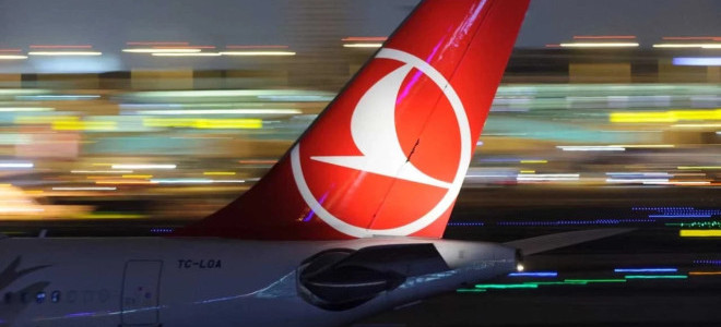 THY uçağında bomba alarmı: Uçak indi, kontrole başlandı