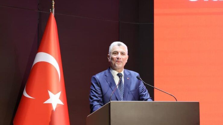 Ticaret bakanı Bolat ihracat rakamlarını açıkladı: Yıllıklandırılmış bazda yeni zirve