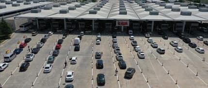 Ticaret Bakanlığı'ndan gümrük kapılarındaki yolcu geçişlerini kolaylaştırmak için tedbir