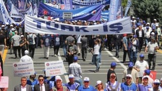 Toplu sözleşme krizi derinleşti: 500'e yakın kuruma grev kararı asılacak