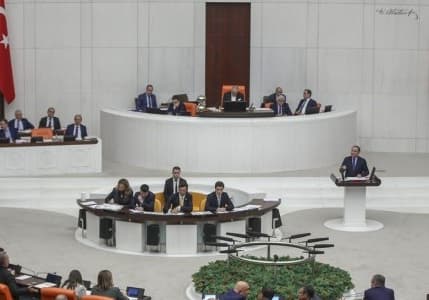 Torba kanun teklifiyle Hazine'ye ek borçlanma yetkisi