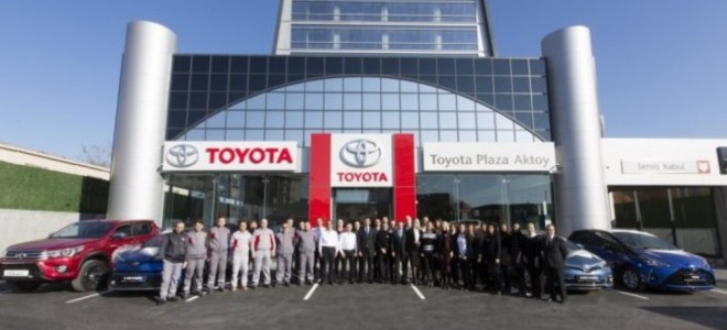 Toyota, ilk 6 ayda global satışlarını yüzde 5,1 artırarak 4.9 milyona yükseltti