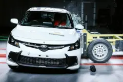 Toyota Starlet çarpışma testlerinde sınıfta kaldı 