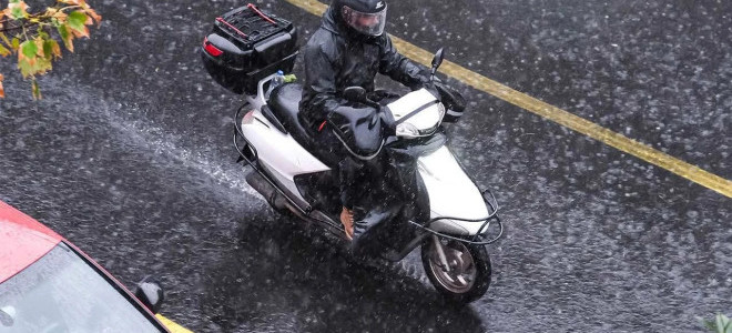 Trafiğe çıkmaları yasaklanmıştı: Valilikten kurye ve ağır taşıtlara yönelik yeni açıklama