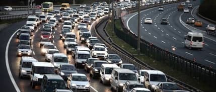 Trafiğe kayıtlı araç sayısı önceki aya göre artış gösterdi