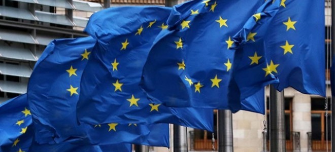 Trump: AB ve Çin faizleri indirirken Fed hiçbir şey yapmıyor 