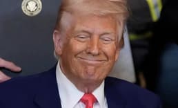 Trump, halkı için kredi kartı şirketlerine faiz uyarısında bulundu