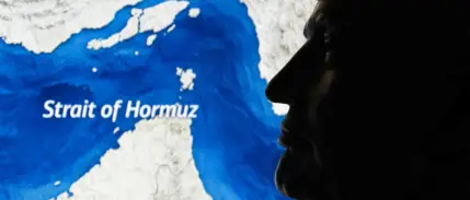 Trump, Hürmüz Boğazı'nı ABD toprağı ilan ettiği bir görsel paylaştı