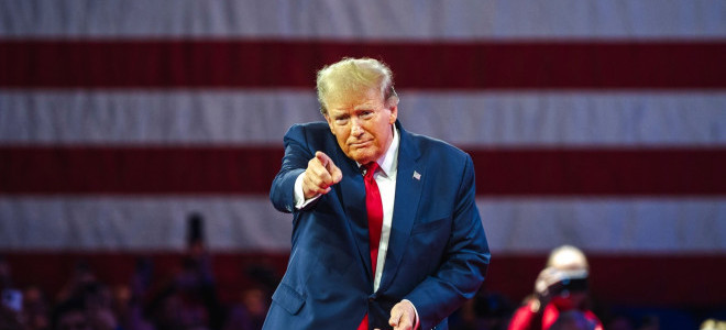 Trump'ın yeni hedefi medya sektörü