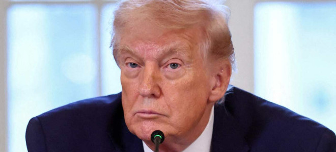 Trump, Küba'ya petrol sağlayan ülkelere ek gümrük vergisi getirdi