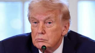 Trump, Küba'ya petrol sağlayan ülkelere ek gümrük vergisi getirdi