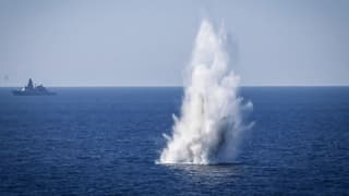 Trump'tan Hürmüz tehdidi: Mayın döşeyen her tekne imha edilecek