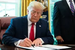 Trump’tan İHA ithalatına yüzde 100 gümrük vergisi