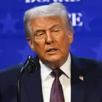 Trump'tan petrol yorumu: Savaş öncesi seviyelere bile gerileyebilir