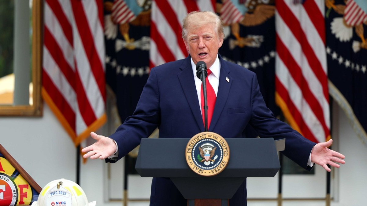 Trump'tan yolsuzlukları ihbar edenlere teşvik